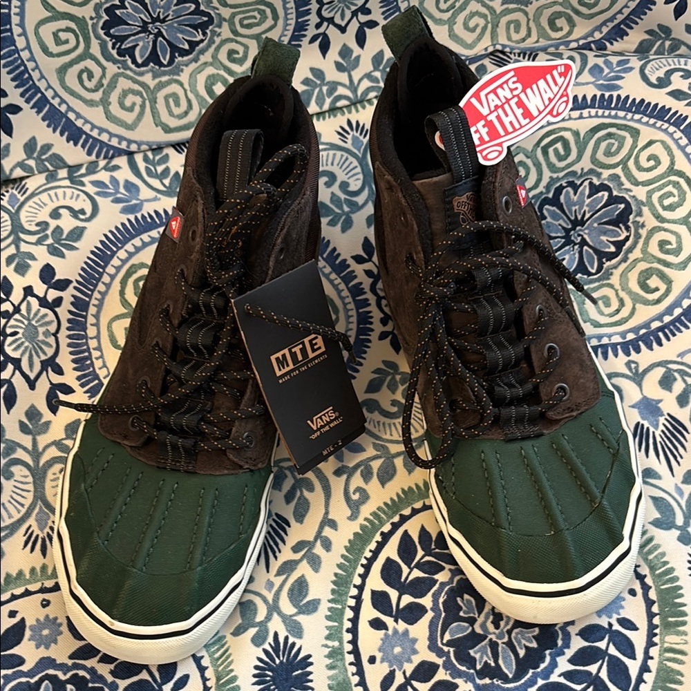 🤎💚 VANS Shoe-Boot NEW Women’s Green/Brown SK8-High Del Pat size 9 - Warm!